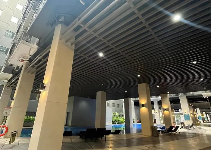 Cozy Private 2-bedroom With Washer, Balcony, Karaoke, Netflix And Coffee - King And Queen Beds Apartamento Manila