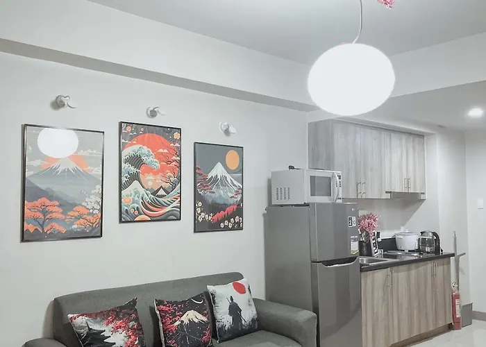 Cozy Private 2-bedroom With Washer, Balcony, Karaoke, Netflix And Coffee - King And Queen Beds Manila