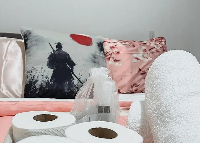 Apartamento Cozy Private 2-bedroom With Washer, Balcony, Karaoke, Netflix And Coffee - King And Queen Beds *